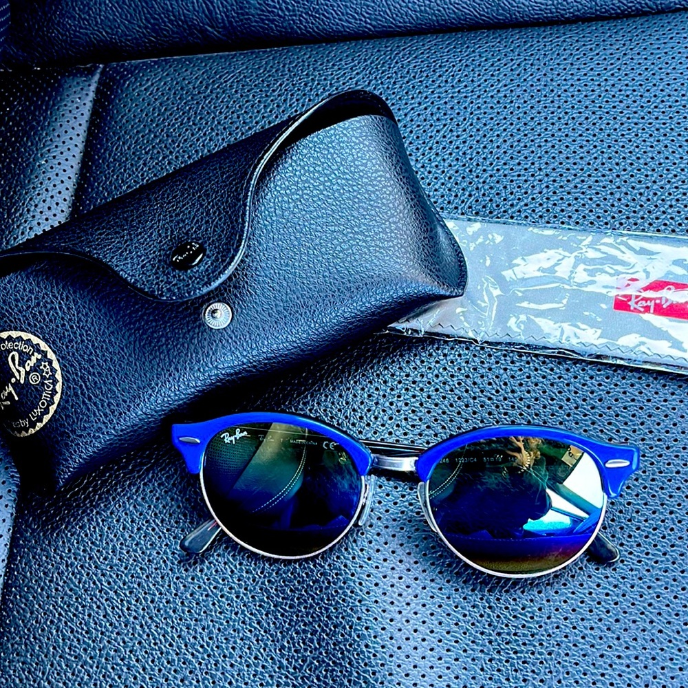 NWOT Ray-Ban Blue and Tan